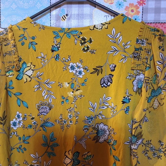 NWT CALVIN KLEIN CASUAL TOP - Picture 5 of 9